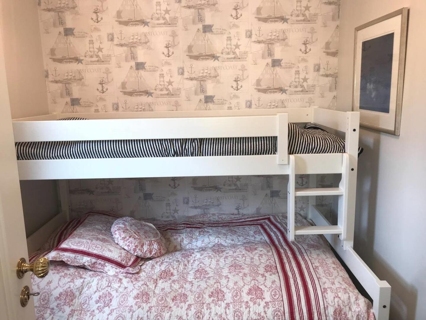 Nora'S Waterfront Cabin Свольвер Экстерьер фото